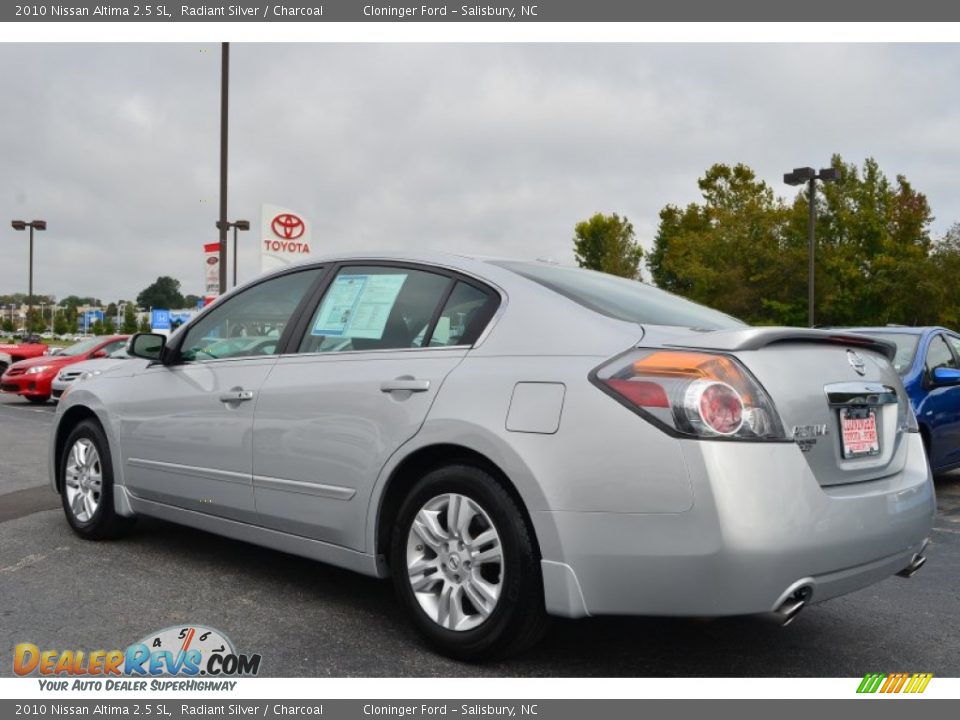 2010 Nissan Altima 2.5 SL Radiant Silver / Charcoal Photo #27