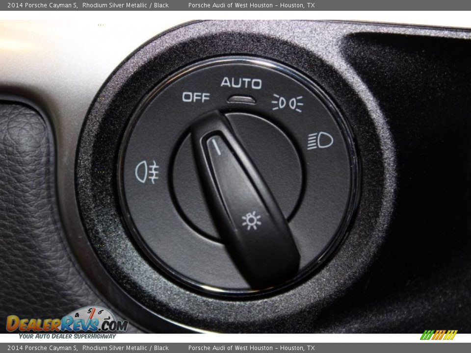 Controls of 2014 Porsche Cayman S Photo #25