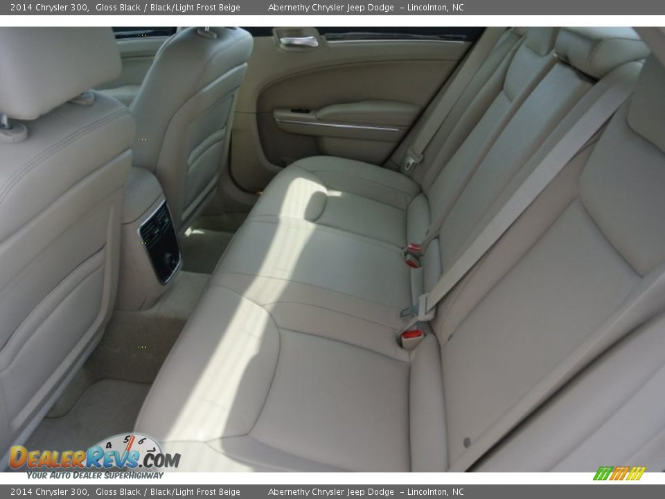 2014 Chrysler 300 Gloss Black / Black/Light Frost Beige Photo #15