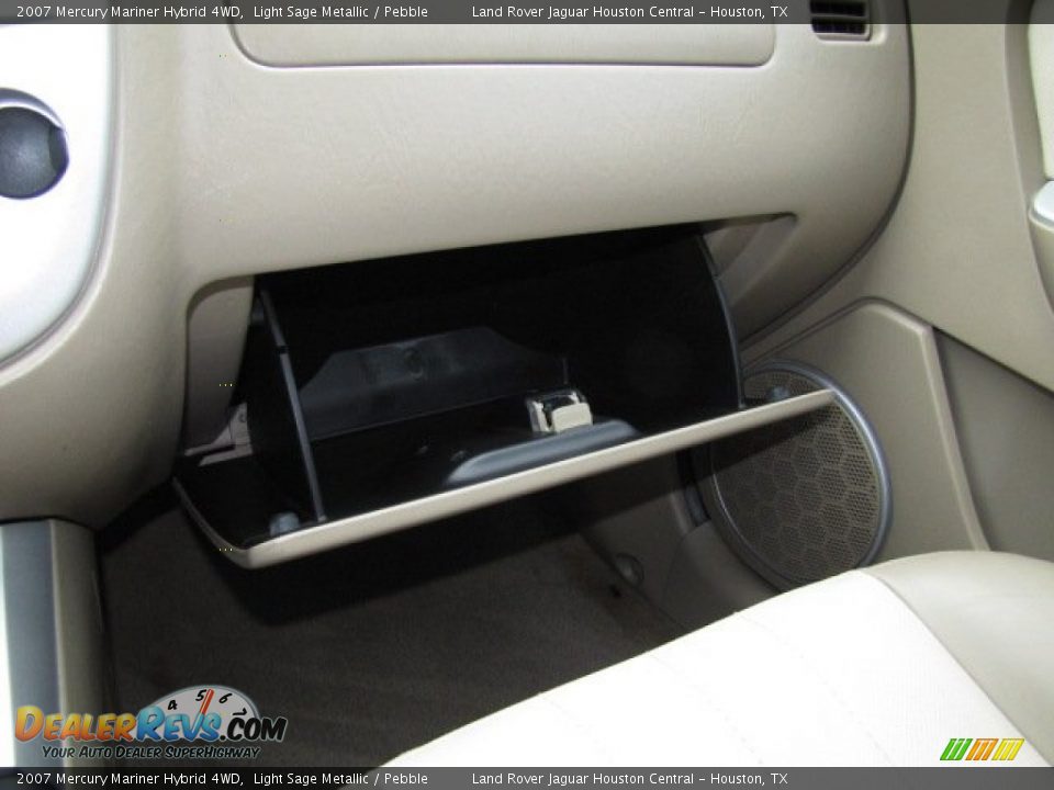 2007 Mercury Mariner Hybrid 4WD Light Sage Metallic / Pebble Photo #30