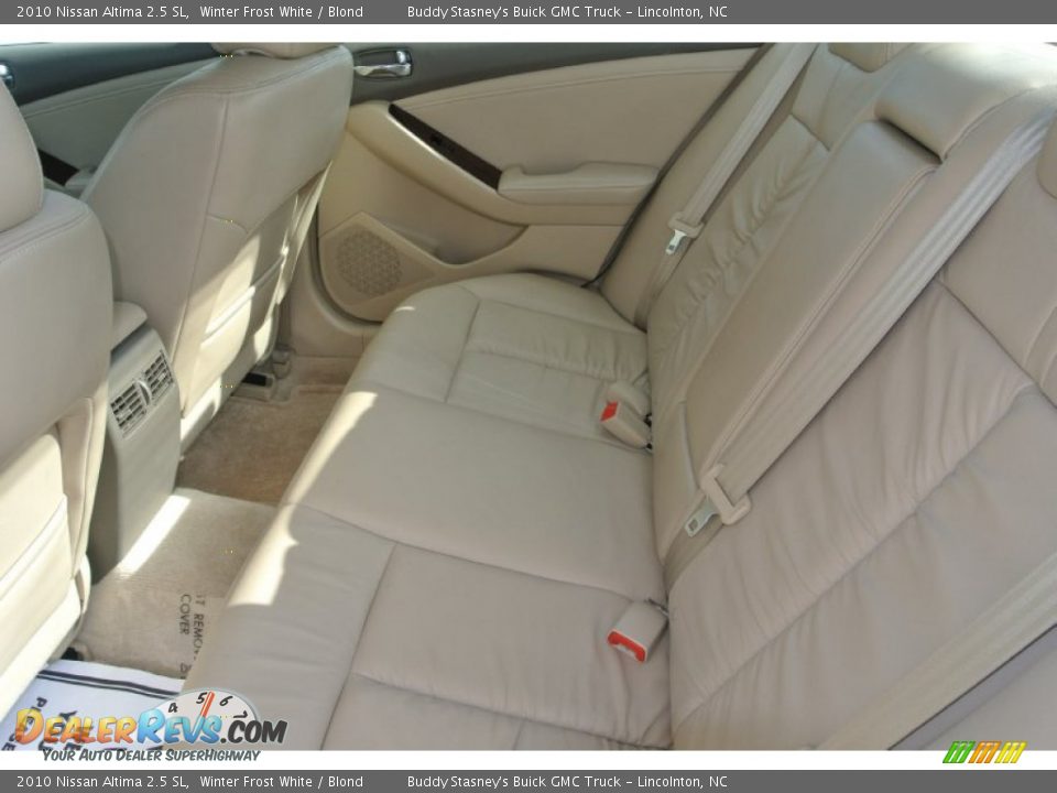 2010 Nissan Altima 2.5 SL Winter Frost White / Blond Photo #20