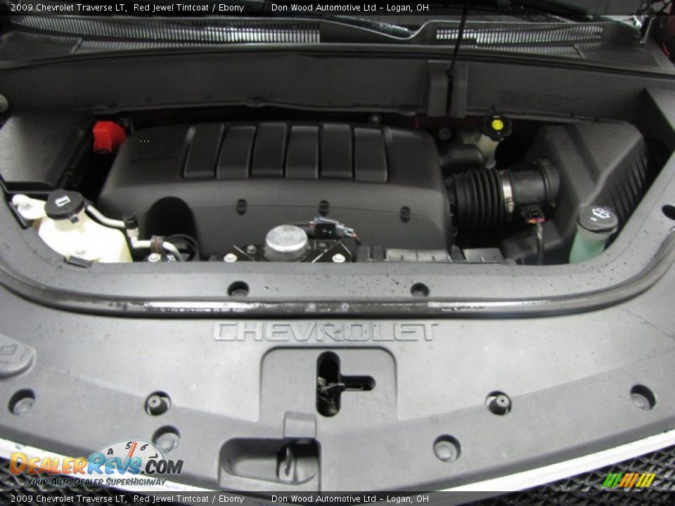 2009 Chevrolet Traverse LT Red Jewel Tintcoat / Ebony Photo #4