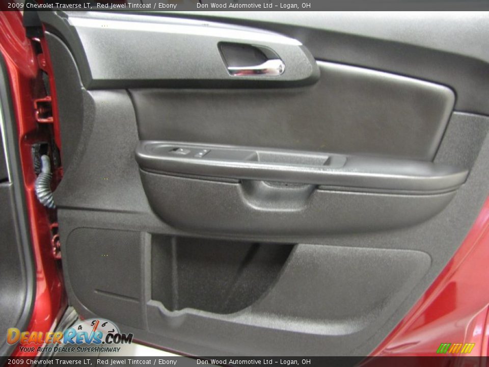 2009 Chevrolet Traverse LT Red Jewel Tintcoat / Ebony Photo #16