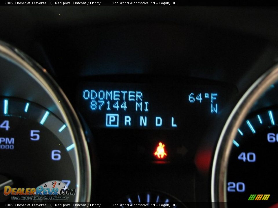 2009 Chevrolet Traverse LT Red Jewel Tintcoat / Ebony Photo #22