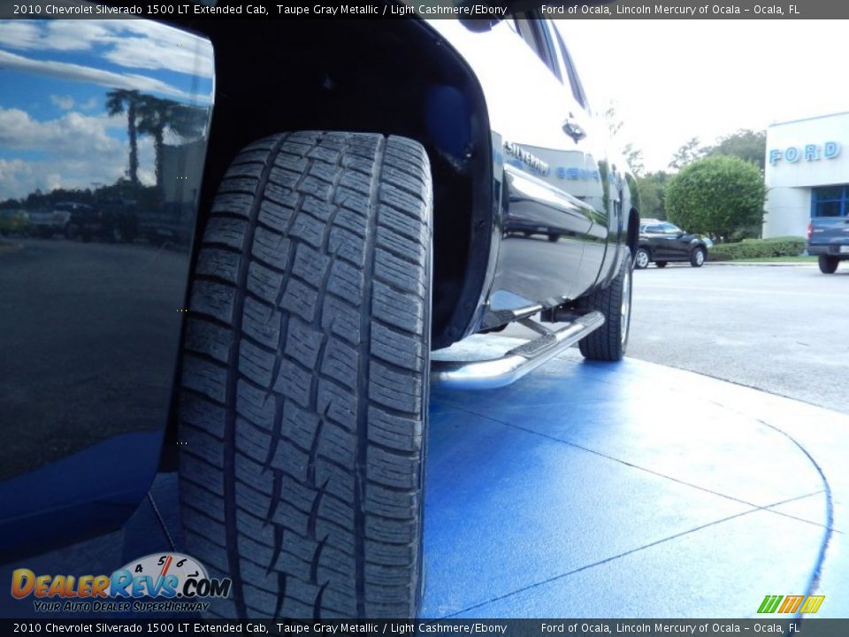 2010 Chevrolet Silverado 1500 LT Extended Cab Taupe Gray Metallic / Light Cashmere/Ebony Photo #12