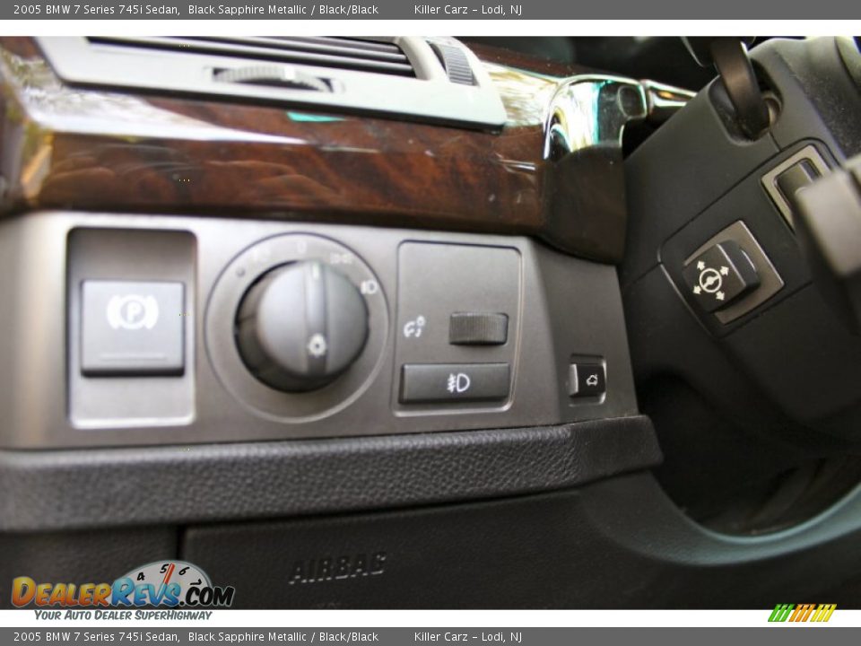 2005 BMW 7 Series 745i Sedan Black Sapphire Metallic / Black/Black Photo #22