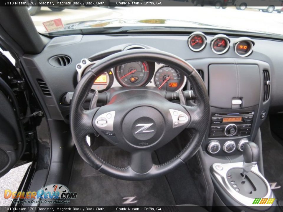 2010 Nissan 370Z Roadster Magnetic Black / Black Cloth Photo #12