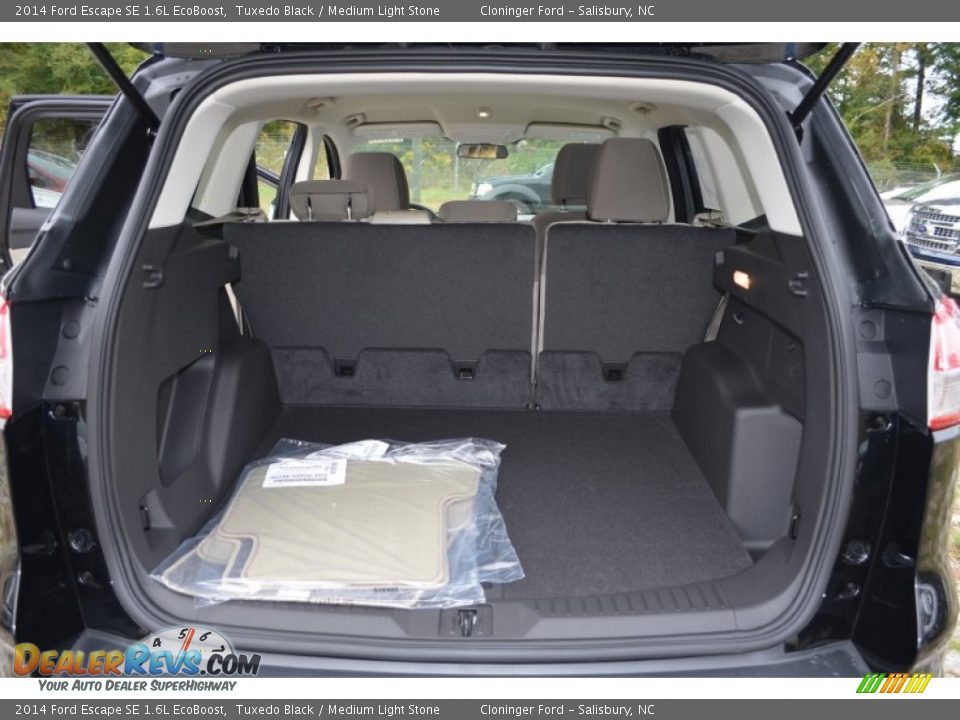 2014 Ford Escape SE 1.6L EcoBoost Tuxedo Black / Medium Light Stone Photo #8