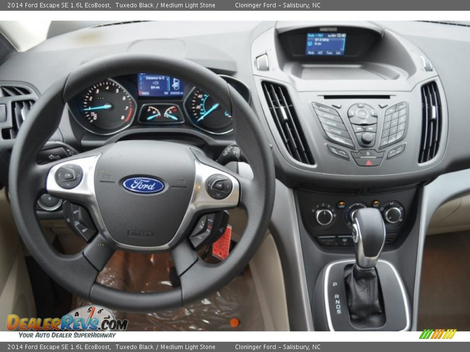 2014 Ford Escape SE 1.6L EcoBoost Tuxedo Black / Medium Light Stone Photo #10
