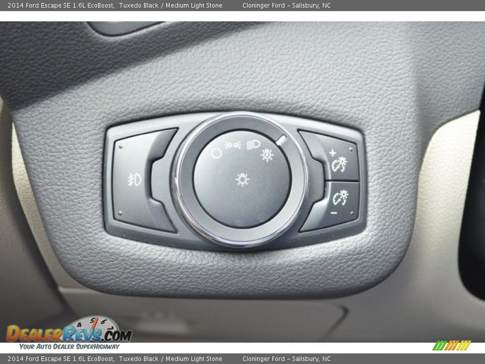 2014 Ford Escape SE 1.6L EcoBoost Tuxedo Black / Medium Light Stone Photo #16