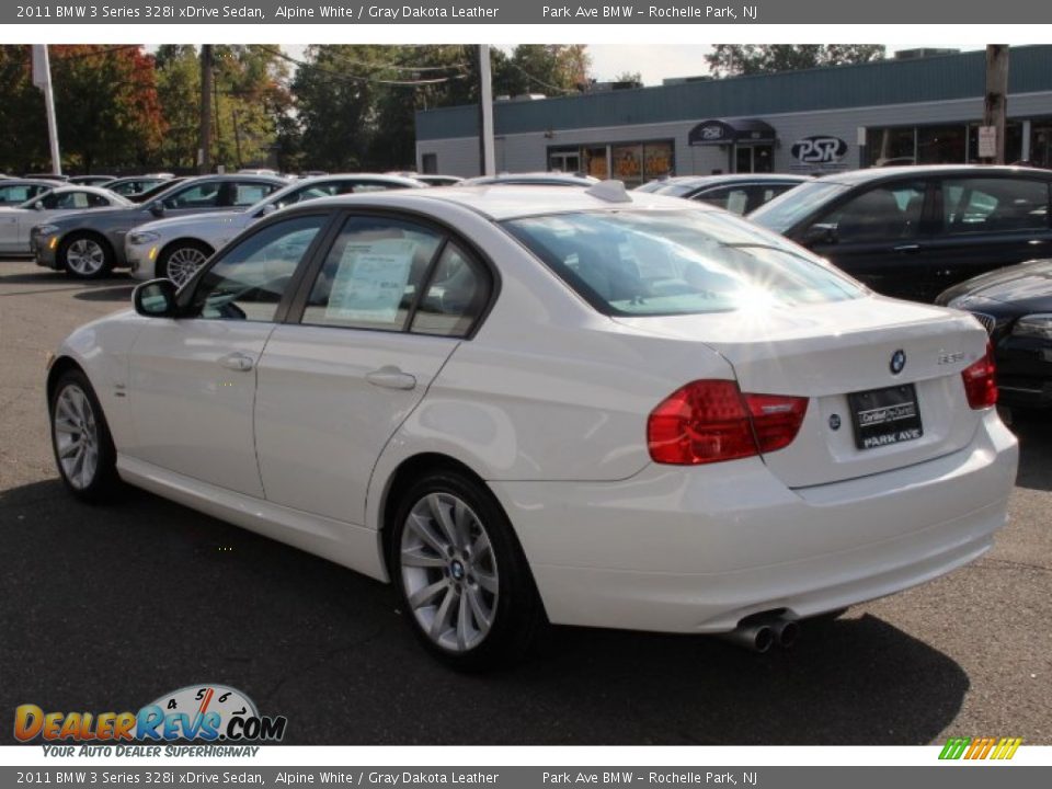 2011 BMW 3 Series 328i xDrive Sedan Alpine White / Gray Dakota Leather Photo #5