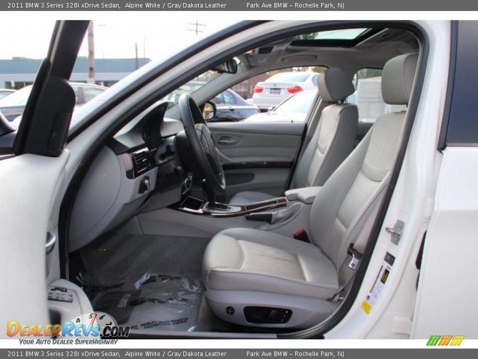2011 BMW 3 Series 328i xDrive Sedan Alpine White / Gray Dakota Leather Photo #11