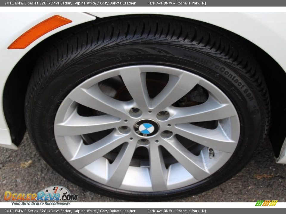 2011 BMW 3 Series 328i xDrive Sedan Alpine White / Gray Dakota Leather Photo #31