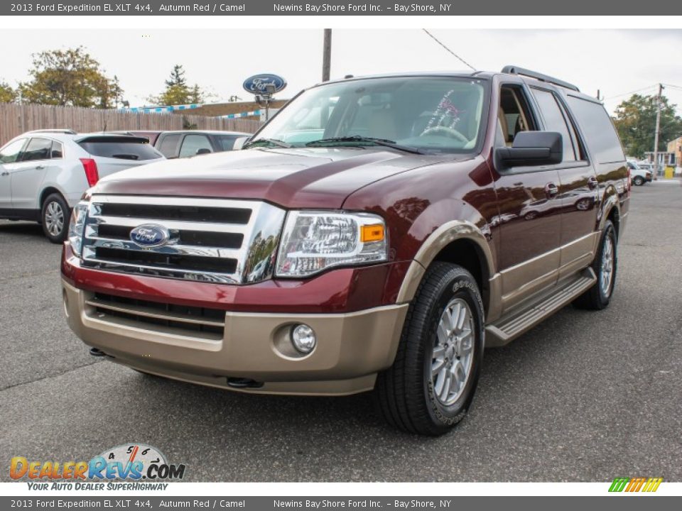 Front 3/4 View of 2013 Ford Expedition EL XLT 4x4 Photo #1