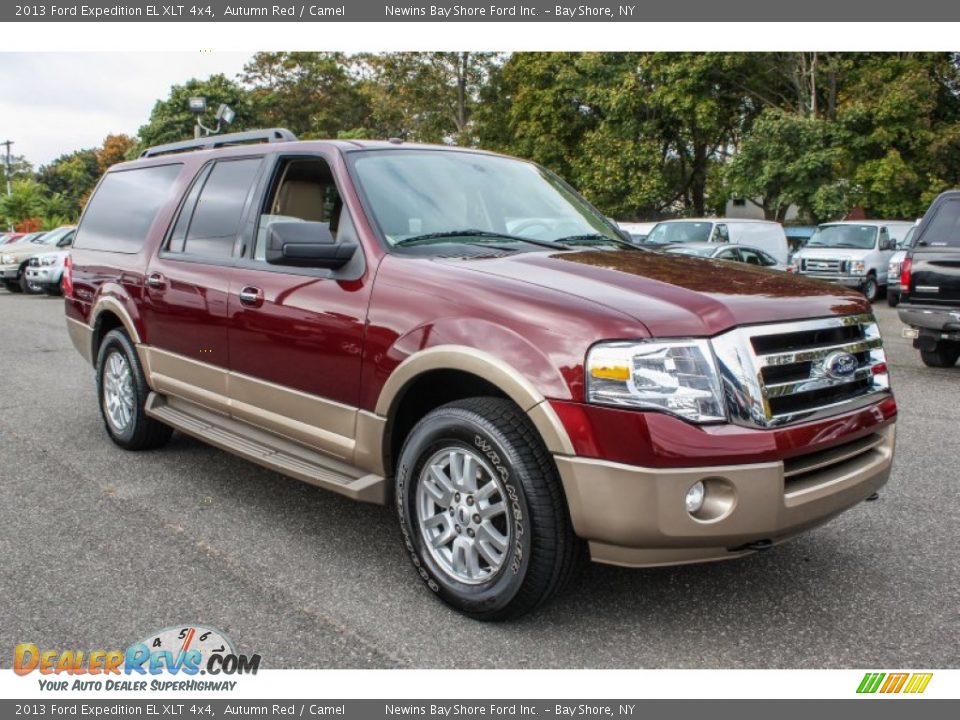 Front 3/4 View of 2013 Ford Expedition EL XLT 4x4 Photo #8