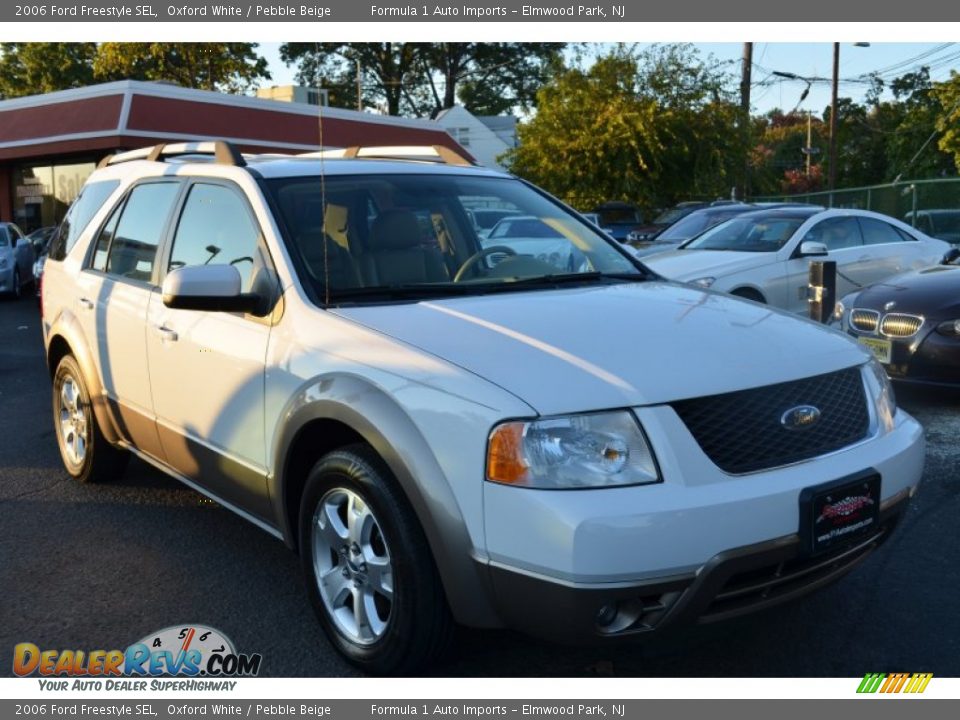 2006 Ford Freestyle SEL Oxford White / Pebble Beige Photo #1