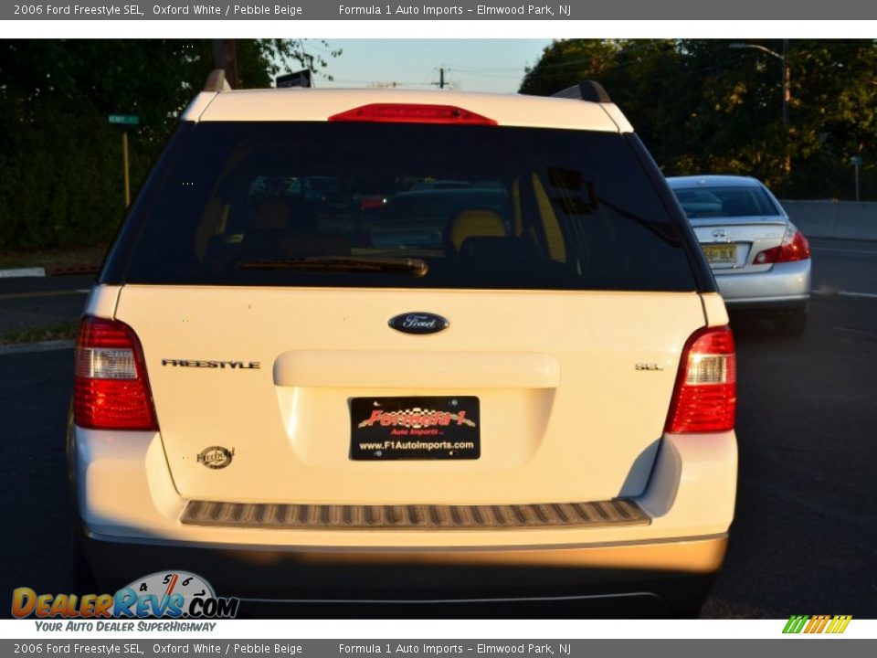2006 Ford Freestyle SEL Oxford White / Pebble Beige Photo #6