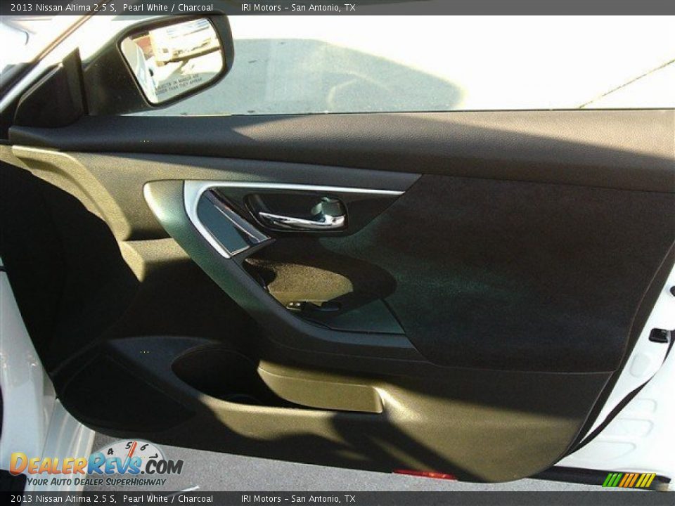 2013 Nissan Altima 2.5 S Pearl White / Charcoal Photo #9