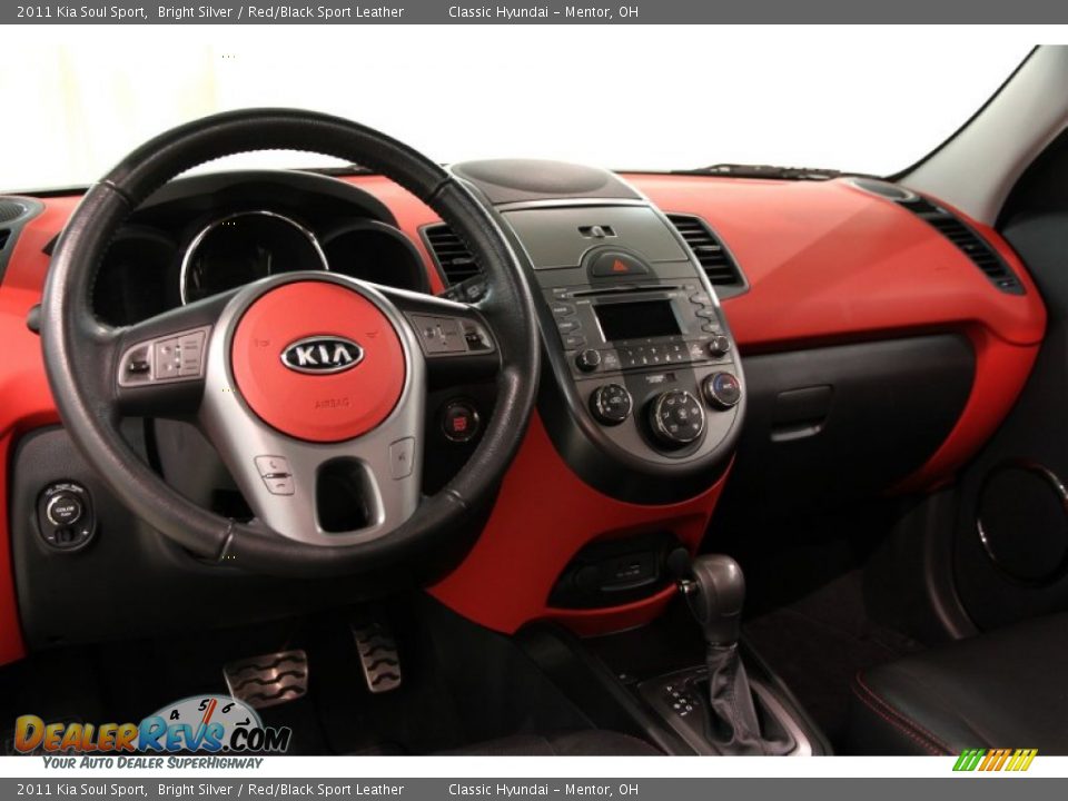 2011 Kia Soul Sport Bright Silver / Red/Black Sport Leather Photo #8