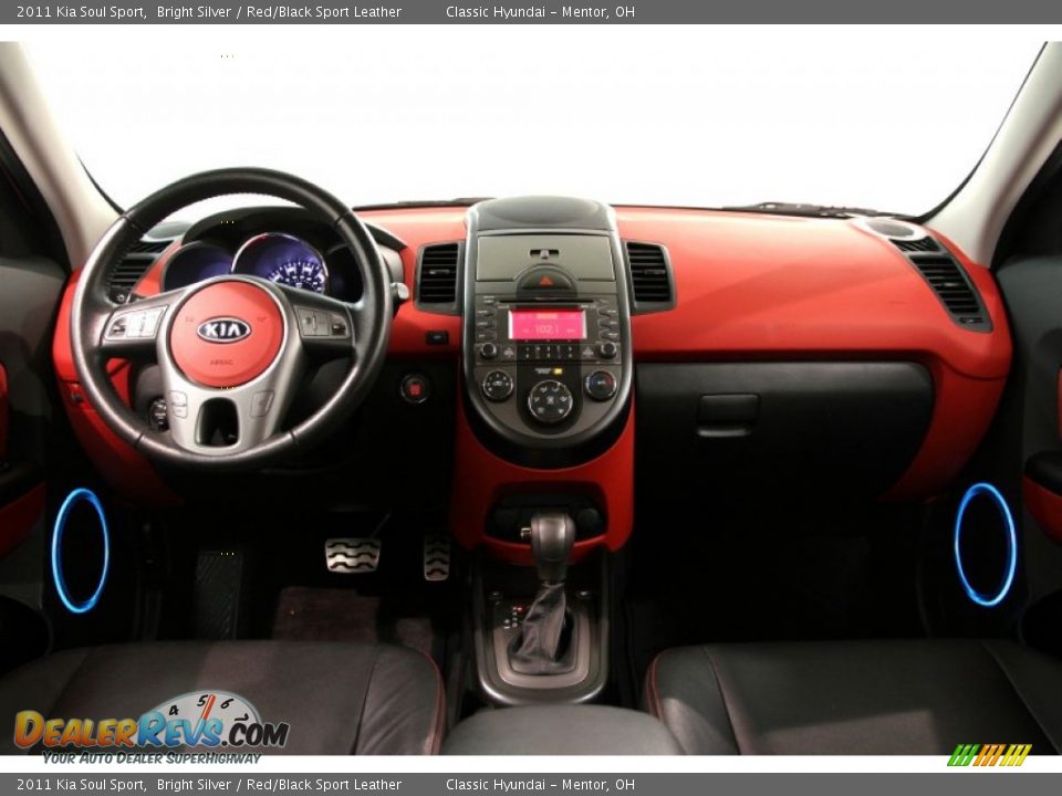 2011 Kia Soul Sport Bright Silver / Red/Black Sport Leather Photo #32