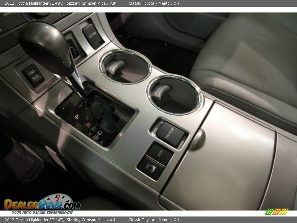 2012 Toyota Highlander SE 4WD Sizzling Crimson Mica / Ash Photo #17