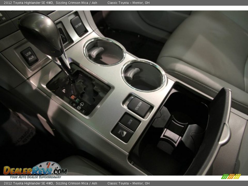 2012 Toyota Highlander SE 4WD Sizzling Crimson Mica / Ash Photo #18