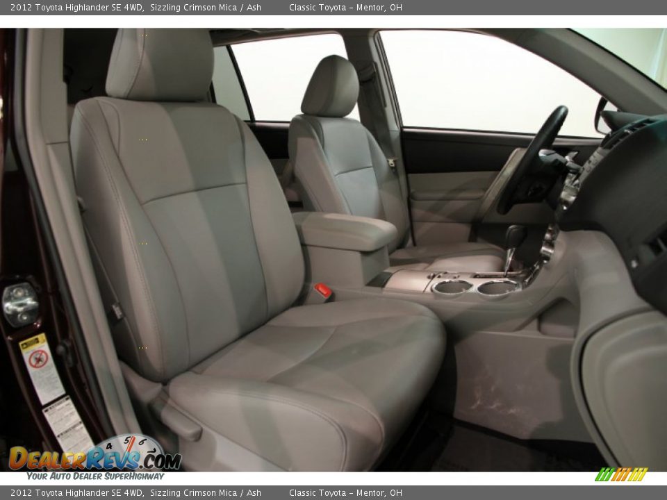 2012 Toyota Highlander SE 4WD Sizzling Crimson Mica / Ash Photo #19