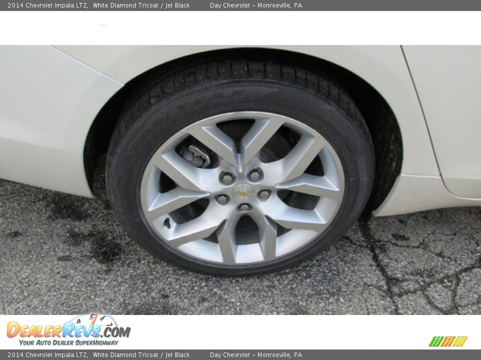 2014 Chevrolet Impala LTZ White Diamond Tricoat / Jet Black Photo #3
