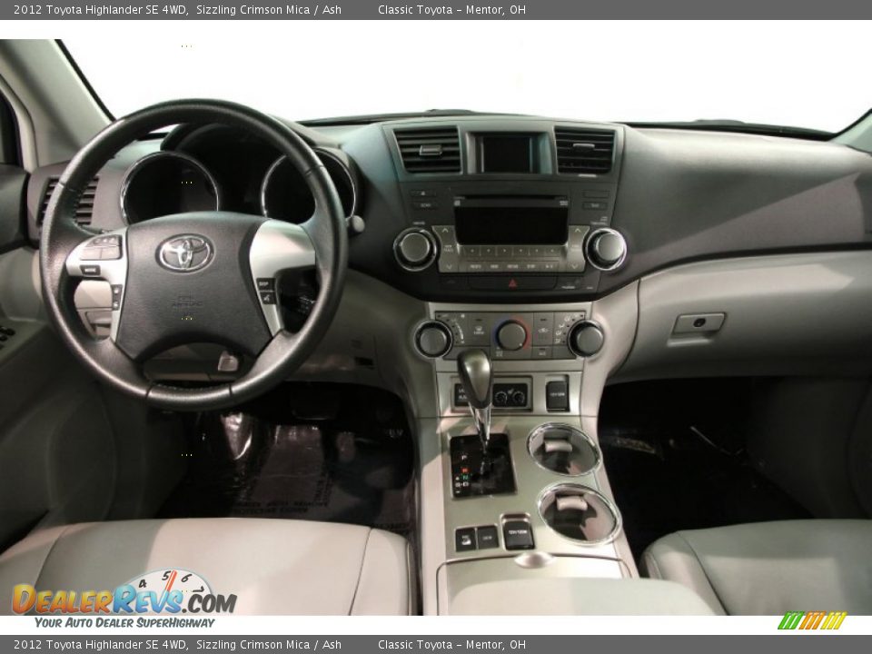 2012 Toyota Highlander SE 4WD Sizzling Crimson Mica / Ash Photo #23