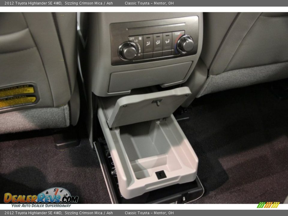 2012 Toyota Highlander SE 4WD Sizzling Crimson Mica / Ash Photo #25