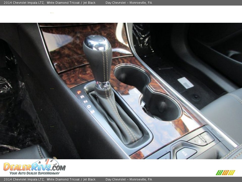 2014 Chevrolet Impala LTZ White Diamond Tricoat / Jet Black Photo #16