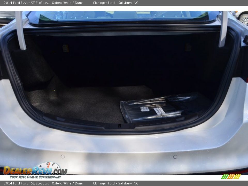 2014 Ford Fusion SE EcoBoost Oxford White / Dune Photo #8