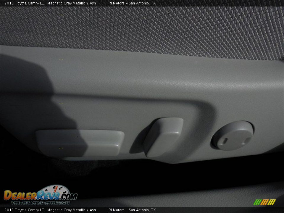 2013 Toyota Camry LE Magnetic Gray Metallic / Ash Photo #17