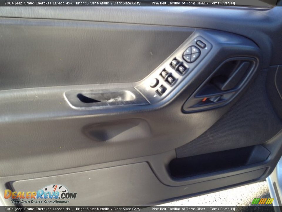 2004 Jeep Grand Cherokee Laredo 4x4 Bright Silver Metallic / Dark Slate Gray Photo #10