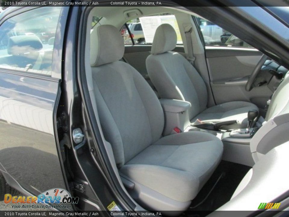 2010 Toyota Corolla LE Magnetic Gray Metallic / Ash Photo #10
