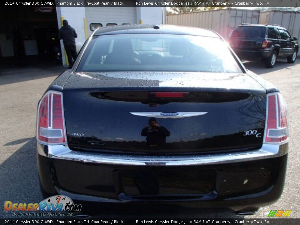 2014 Chrysler 300 C AWD Phantom Black Tri-Coat Pearl / Black Photo #7