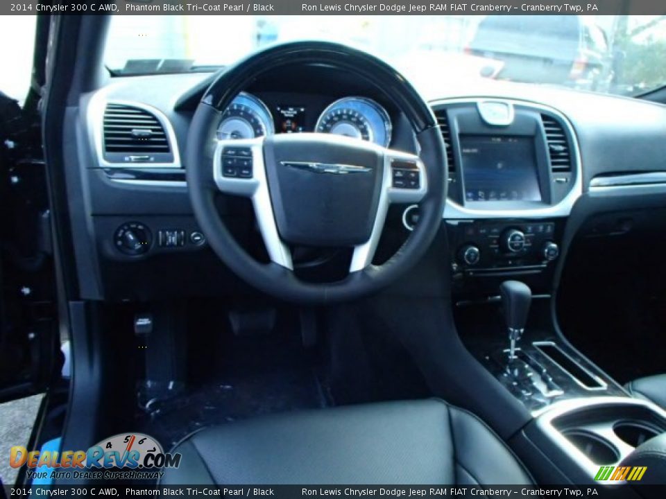2014 Chrysler 300 C AWD Phantom Black Tri-Coat Pearl / Black Photo #12
