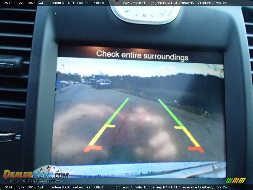 2014 Chrysler 300 C AWD Phantom Black Tri-Coat Pearl / Black Photo #17