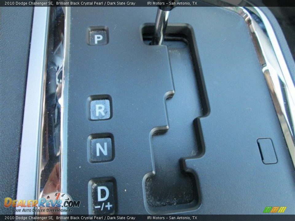 2010 Dodge Challenger SE Brilliant Black Crystal Pearl / Dark Slate Gray Photo #13