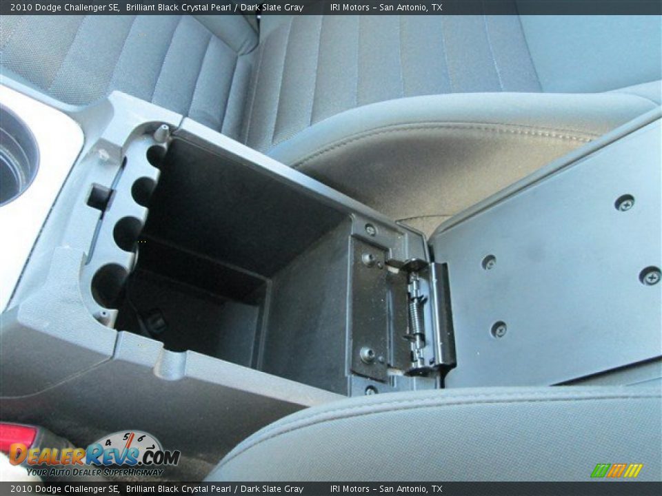 2010 Dodge Challenger SE Brilliant Black Crystal Pearl / Dark Slate Gray Photo #17