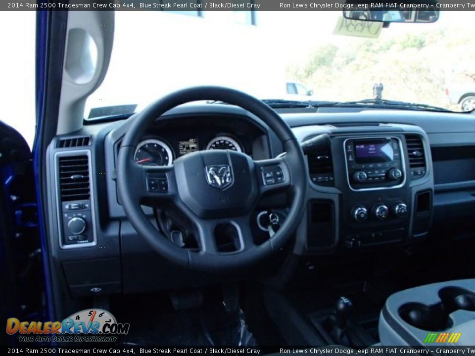 2014 Ram 2500 Tradesman Crew Cab 4x4 Blue Streak Pearl Coat / Black/Diesel Gray Photo #14