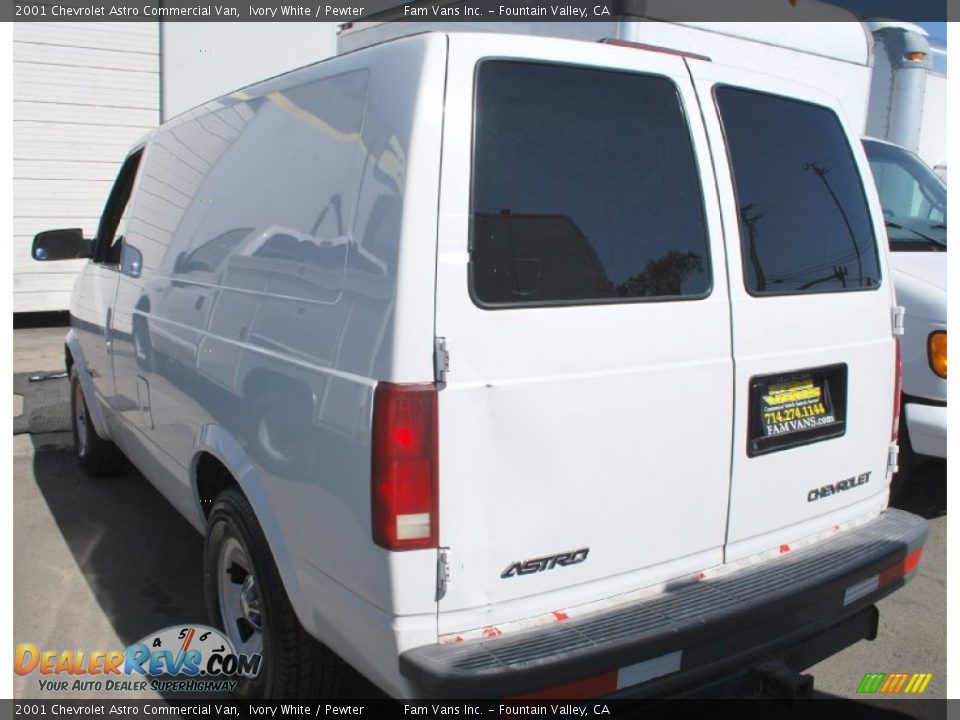 2001 Chevrolet Astro Commercial Van Ivory White / Pewter Photo #5