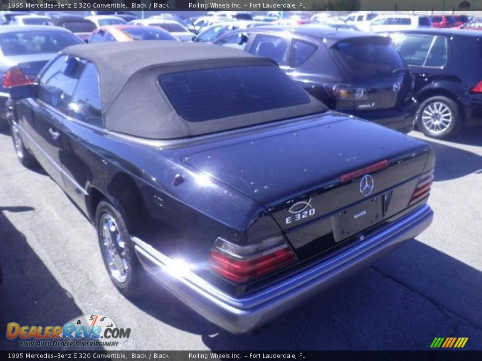1995 Mercedes-Benz E 320 Convertible Black / Black Photo #5