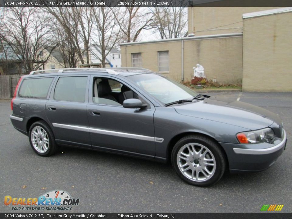 2004 Volvo V70 2.5T Titanium Gray Metallic / Graphite Photo #10