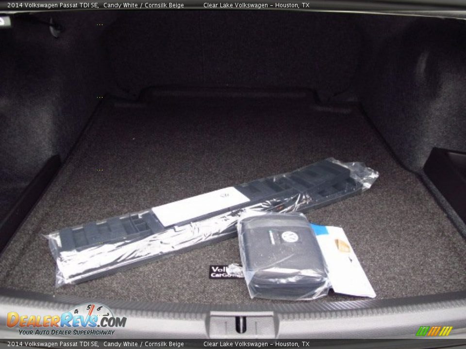 2014 Volkswagen Passat TDI SE Candy White / Cornsilk Beige Photo #8