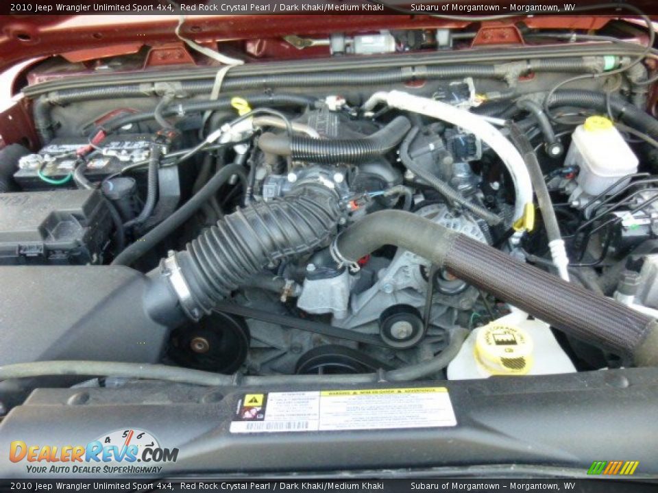 2010 Jeep Wrangler Unlimited Sport 4x4 Red Rock Crystal Pearl / Dark Khaki/Medium Khaki Photo #17