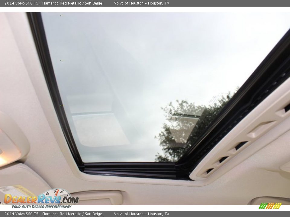 2014 Volvo S60 T5 Flamenco Red Metallic / Soft Beige Photo #16