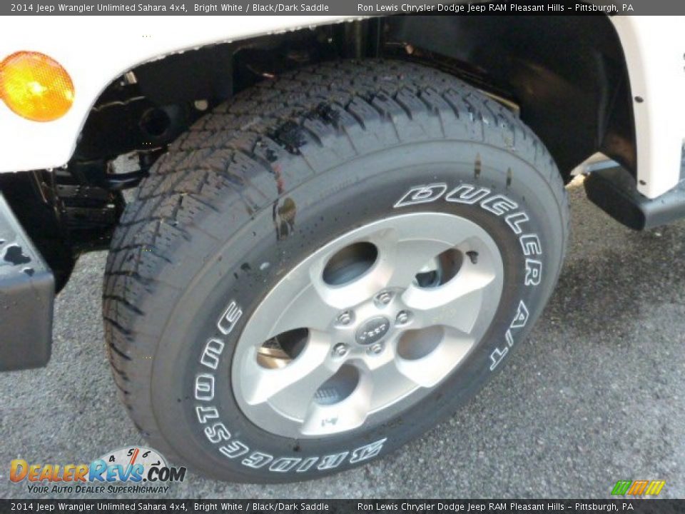 2014 Jeep Wrangler Unlimited Sahara 4x4 Bright White / Black/Dark Saddle Photo #11