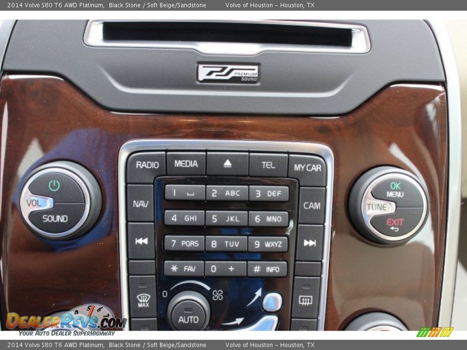 Controls of 2014 Volvo S80 T6 AWD Platinum Photo #22