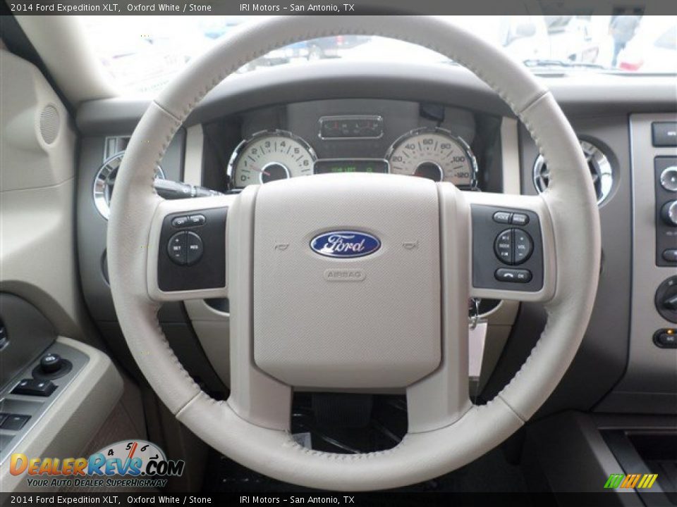 2014 Ford Expedition XLT Oxford White / Stone Photo #19